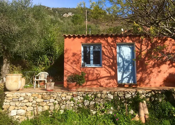 Magnifique Studio Dans Maisonnette